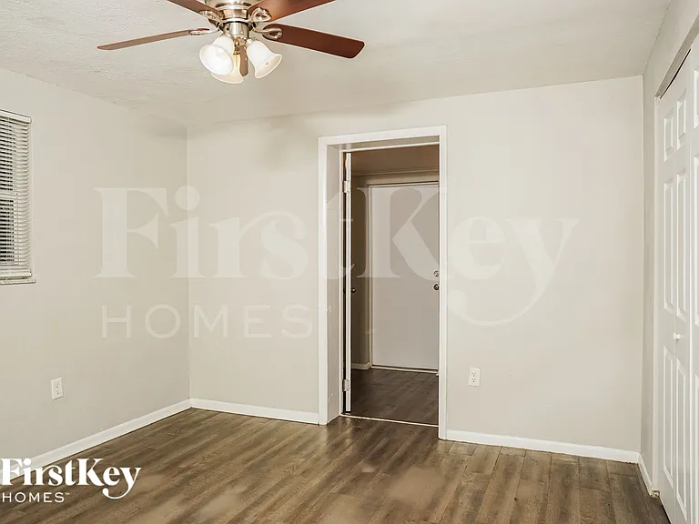 3567 Harbor Blvd — Photo 9