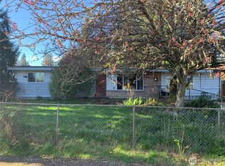 19424 Winesap Road, Bothell, WA