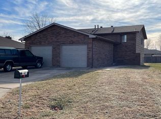 1420 E Beloit Ave, Salina, KS 67401