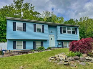 285 Riley Rd, New Windsor, NY 12553
