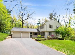 88 Brookhaven Dr, Glastonbury, CT 06033