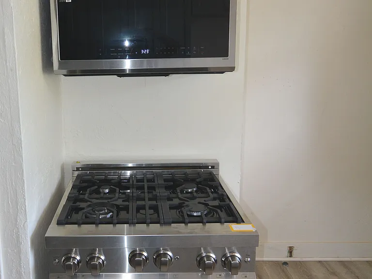 Zline Range and Over the Range Microwave