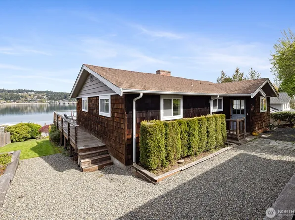 209 Bella Bella Drive, Fox Island, WA 98333