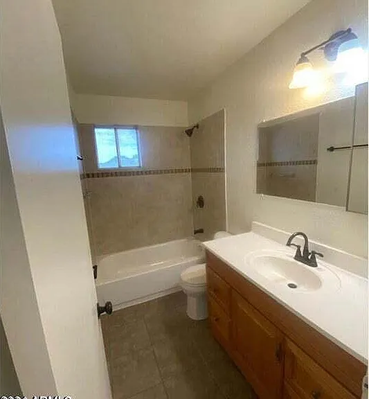 1420 E Brown St #A — Photo 7