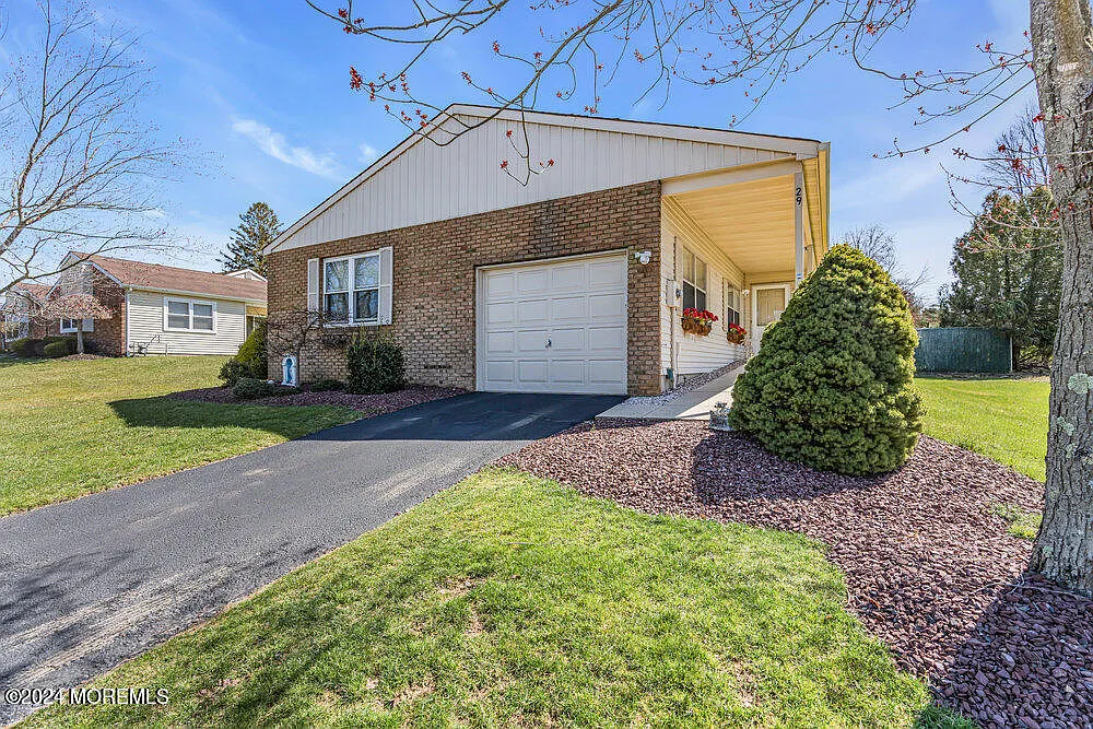 29 Suffolk Way photo 1