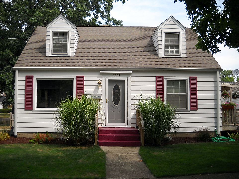 1st image of 2304 Greenwood Ave