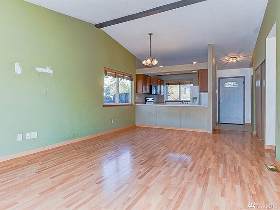 5th image of 15454 167th Ave SE