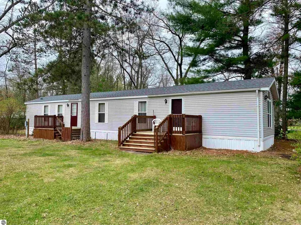 4175 Willert Rd, Glennie, MI 48737