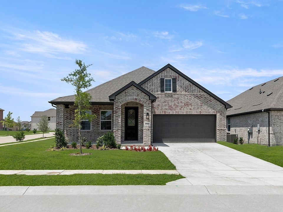 1st image of 900 Colgate Cir