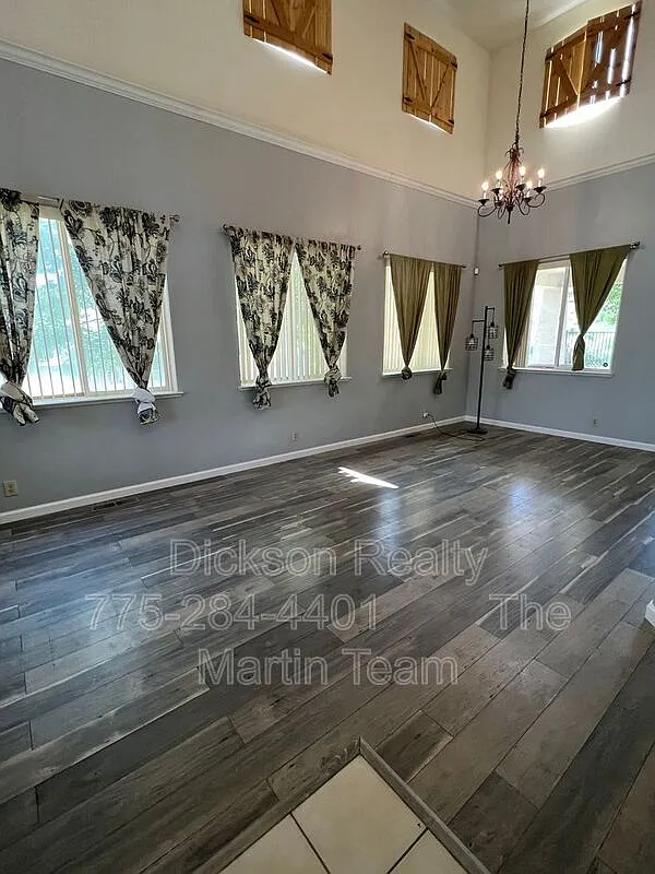 3 bed, 2.5 bath, 1780 sqft, $2,695 — Photo 2