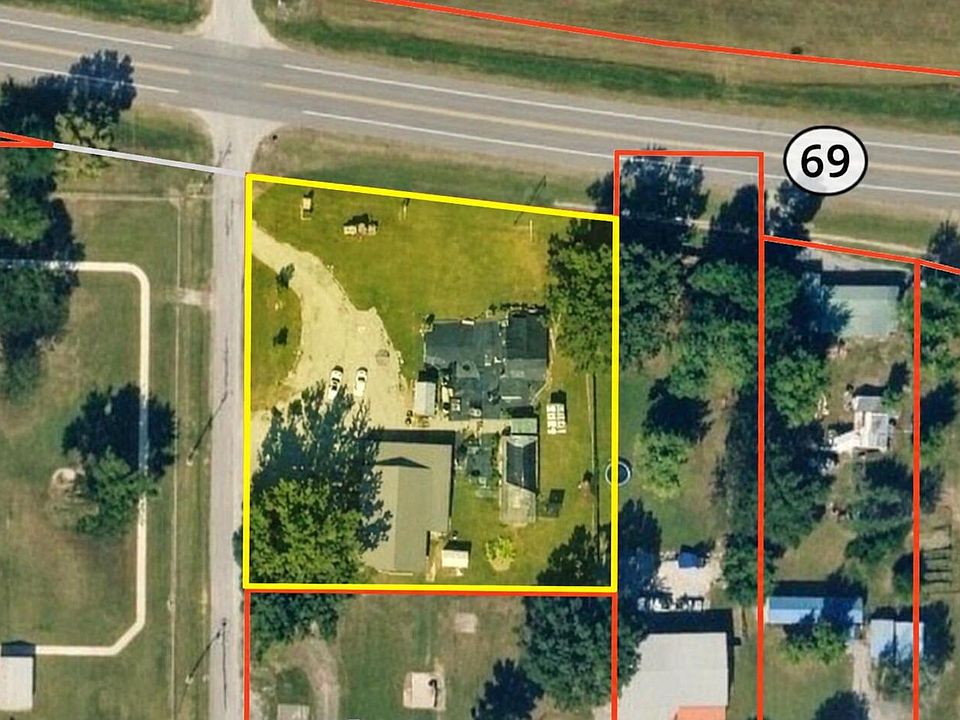 1st image of 10 Cleghorn Chapel Rd