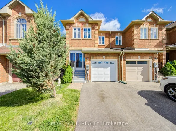 68 Denton Cir, Vaughan, ON L6A 2N4