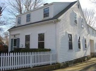 8 Winter St, Dartmouth, MA 02748