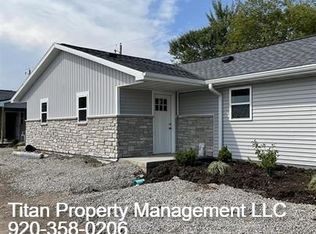1403 Green Valley Rd, Neenah, WI 54956
