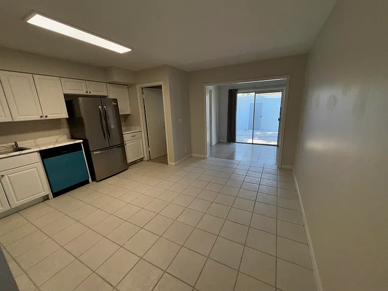 3856 Van Cott St #3856 — Photo 9