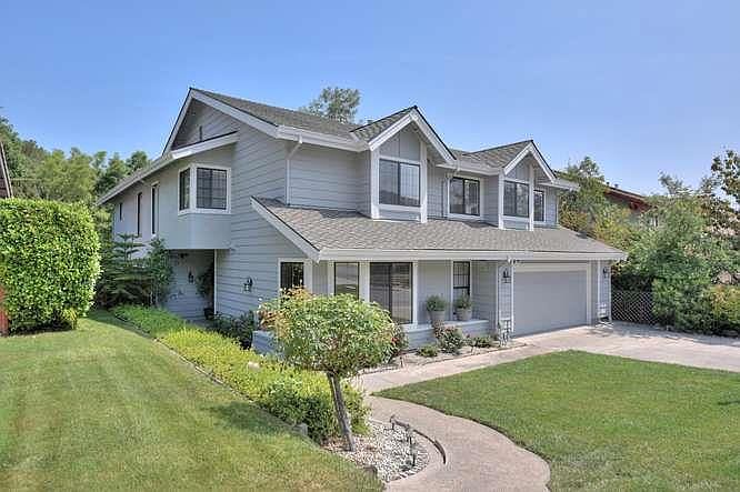 1st image of 899 Bowen Ave