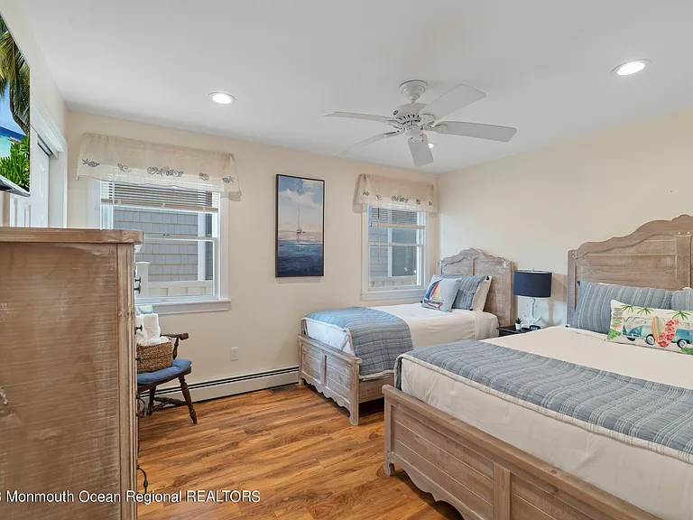 1404 Oceanfront #DOWN — Photo 15