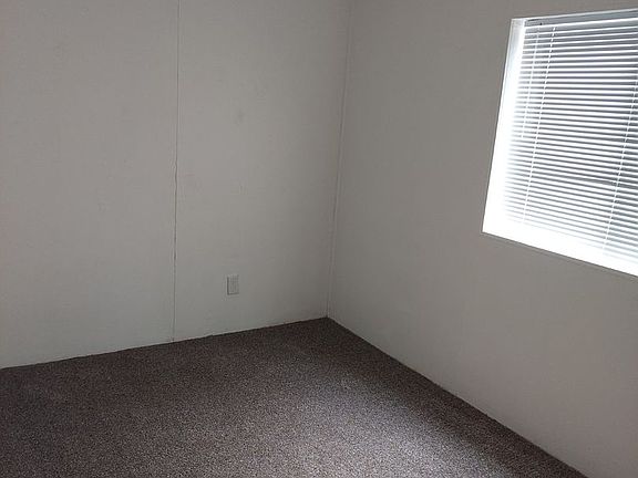 4th image of 2033 C St APT 1