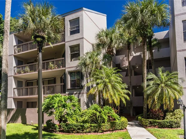 8810 SW 132nd Pl #404DN, Miami, FL 33186
