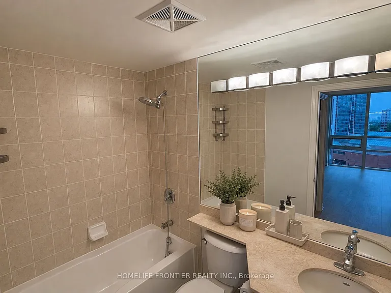 100 Promenade Cir #1111 — Photo 5
