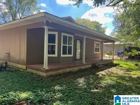 1624 Roberts Dr, Bessemer, AL 35023