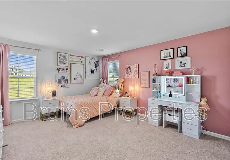 349 Willowbrooke Way — Photo 15