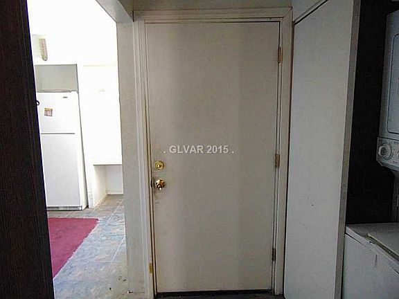 5th image of 5157 Garden Ln #E