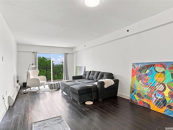 3rd image of UNIT 504-537 4th AVENUE N