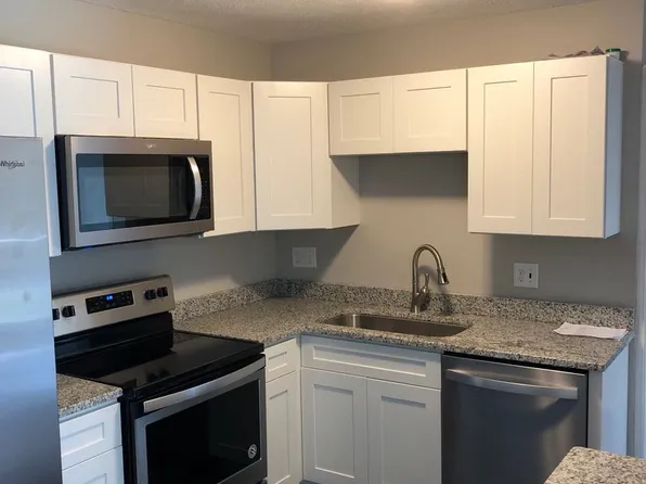 3331 N Valleyview Dr, Bloomington, IN 47404