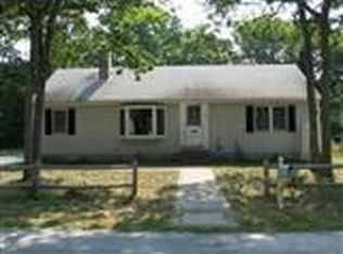 42 Wolley Rd, Hyannis, MA 02601