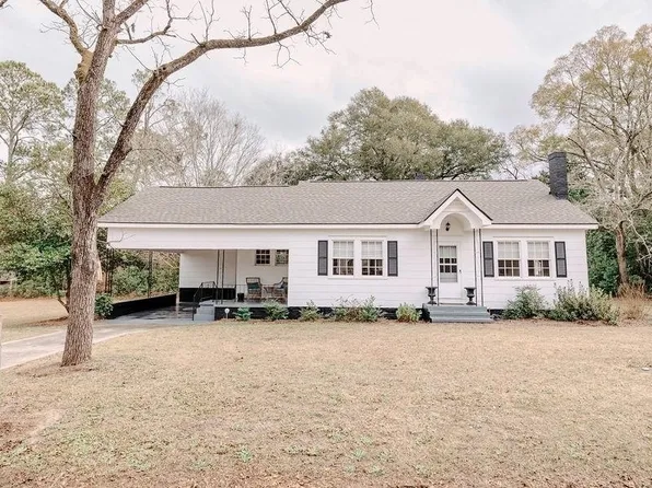 335 12th Ave, Eastman, GA 31023