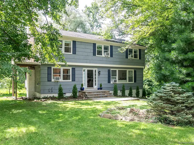 5 Hollow Spring Rd — Photo 2