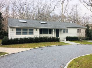 163 W Neck Rd, Southampton, NY 11968