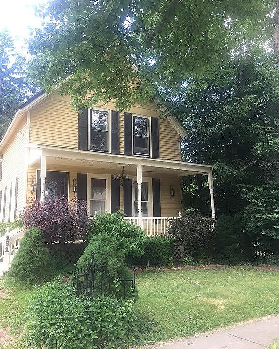 1st image of 191 King St