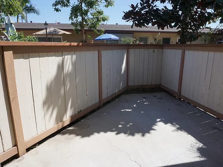 2616 Greenmeadow Rd — Photo 8