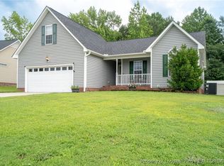 313 Sharpsburg Rd, Fayetteville, NC 28311