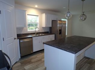 1338 W Ashley Rd #20, Boonville, MO 65233