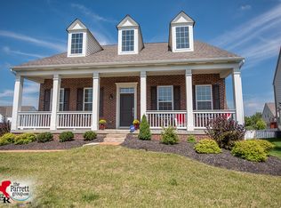 1366 Scotsman Dr, Grove City, OH 43123