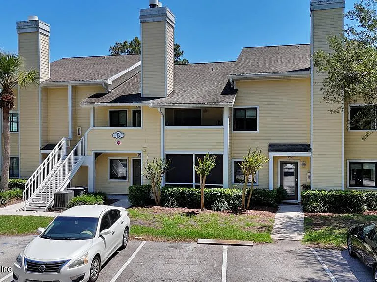 100 Fairway Park Blvd #806 — Photo 2