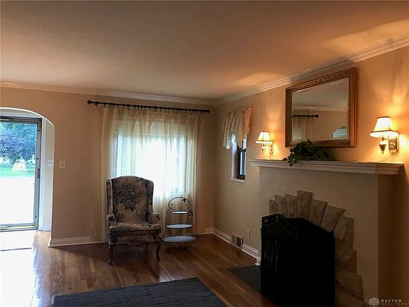 2nd image of 422 Harman Blvd