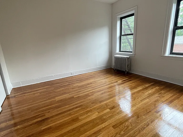 119 carpenter Avenue — Photo 10