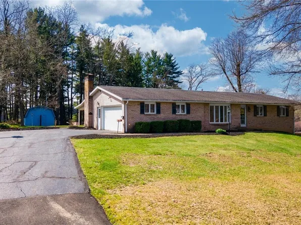 44109 Cherrywood Dr, Cadiz, OH 43907