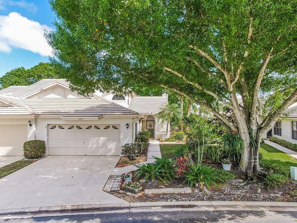 1st image of 10912 Stafford Cir S