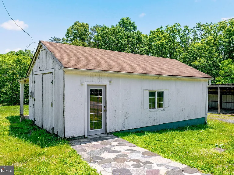 11325 Bacon Race Rd — Photo 52