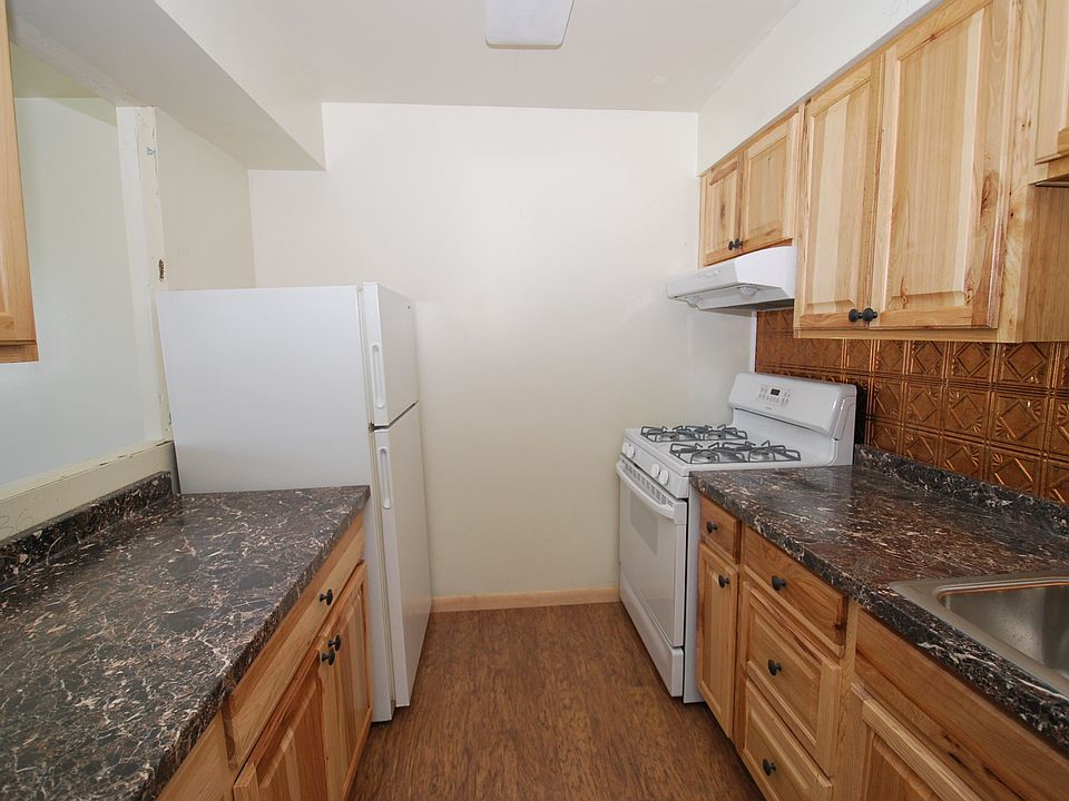 1st image of 11 Piermont Ave #11D