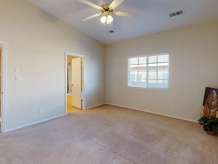 7309 Wild Olive Ave NE — Photo 21