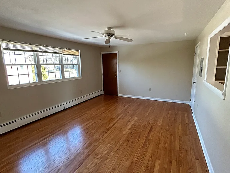 61 Prospect St #2W — Photo 3