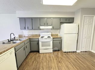 3696 Morton St APT 2, Jacksonville, FL 32217