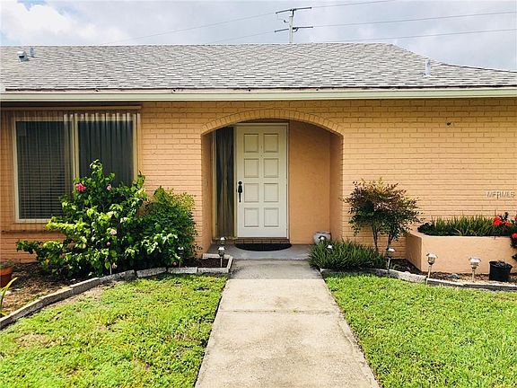 3rd image of 4213 Eastwood Dr
