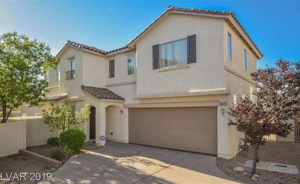 1st image of 10329 Adrianna Ave